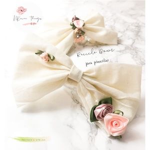 Elegance and Delicate bows
